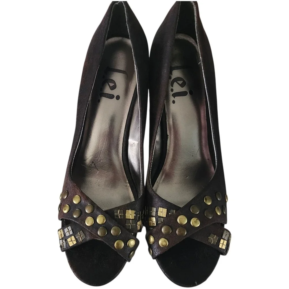 L.E.I. Platform Heels Womens 6.5 Brown Studded Peep Toe Y2K Style Whimsigoth